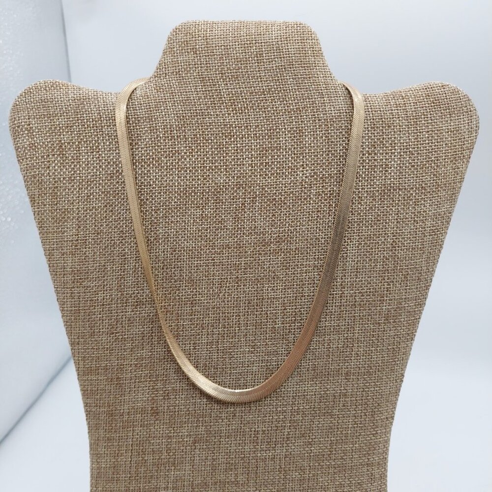 ML Gold Tone Twist Necklace Signed Lobster Clasp